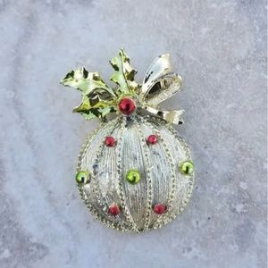 Vintage Signed Enamel Pin Brooch Christmas Tree Ornament GERRYS Holiday Festive